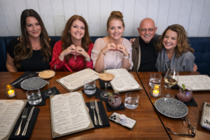 galentine's night out comida srq